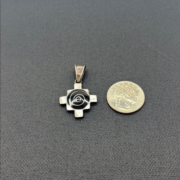 VTG 950 sterling silver Peruvian Chakana black onyx w/mother of pearl inlay boho - Picture 5 of 11